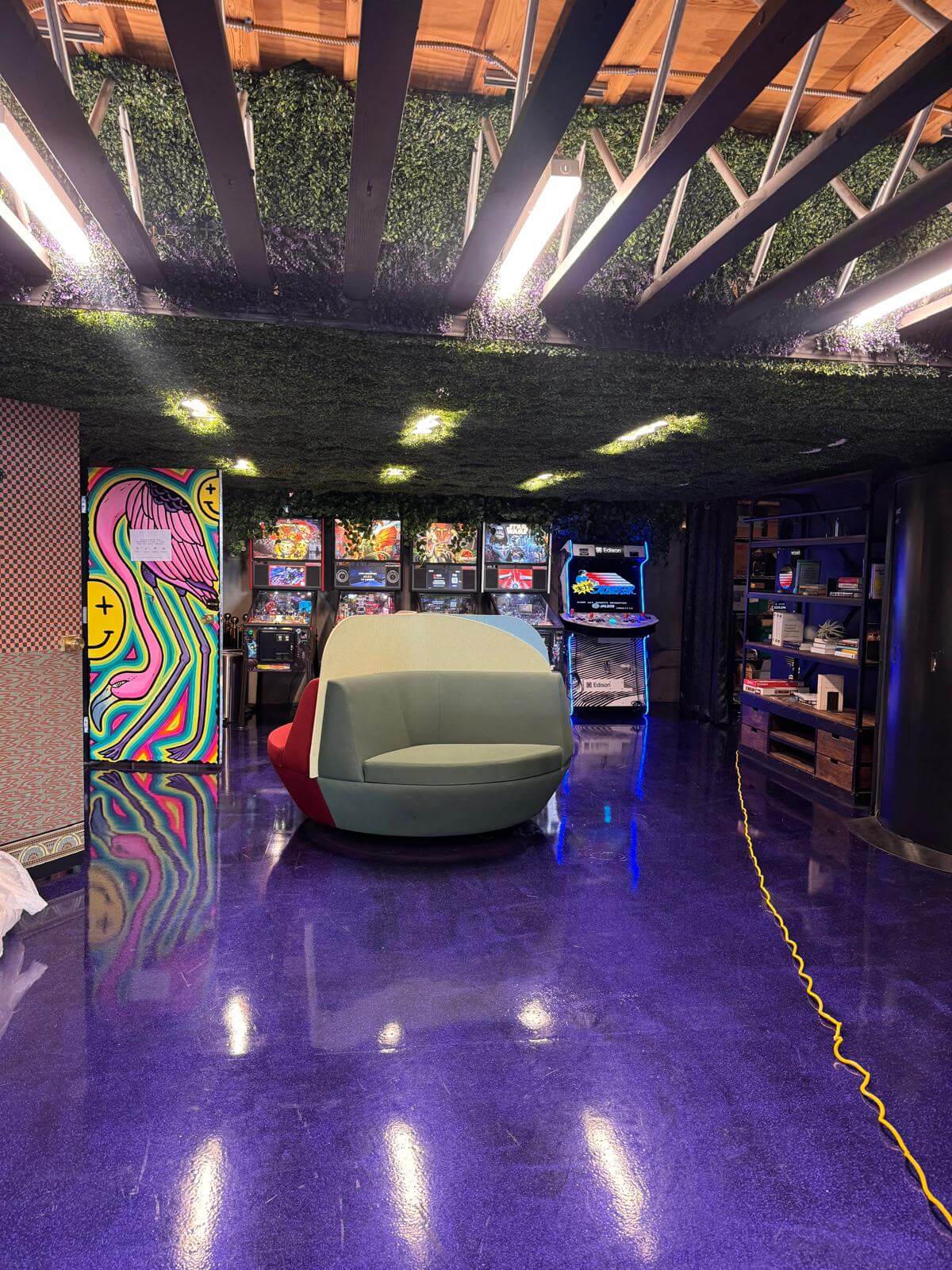 Commercial game room cleaned by Luxen Clean